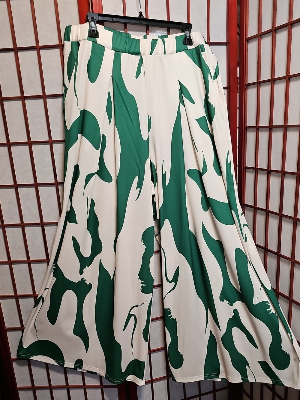 Women's Wide-Leg Printed Palazzo Pants — Green & Cream